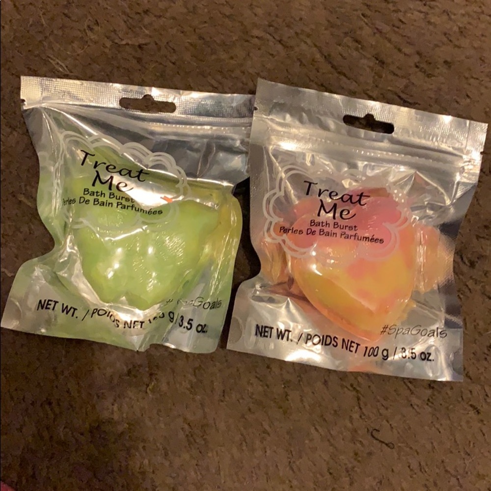 Bath bombs